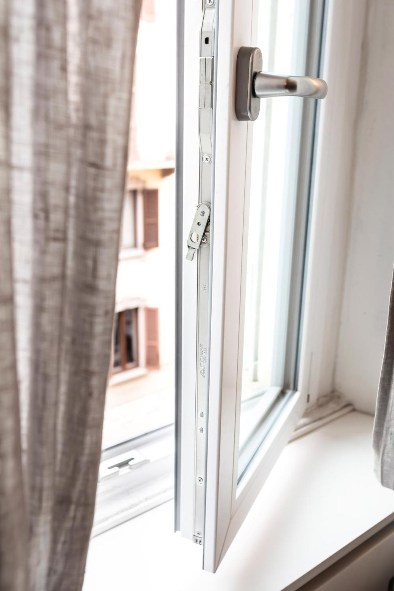 Appartement Cosy And Bright Flat In The Heart Of Porta Venezia à Milan Extérieur photo